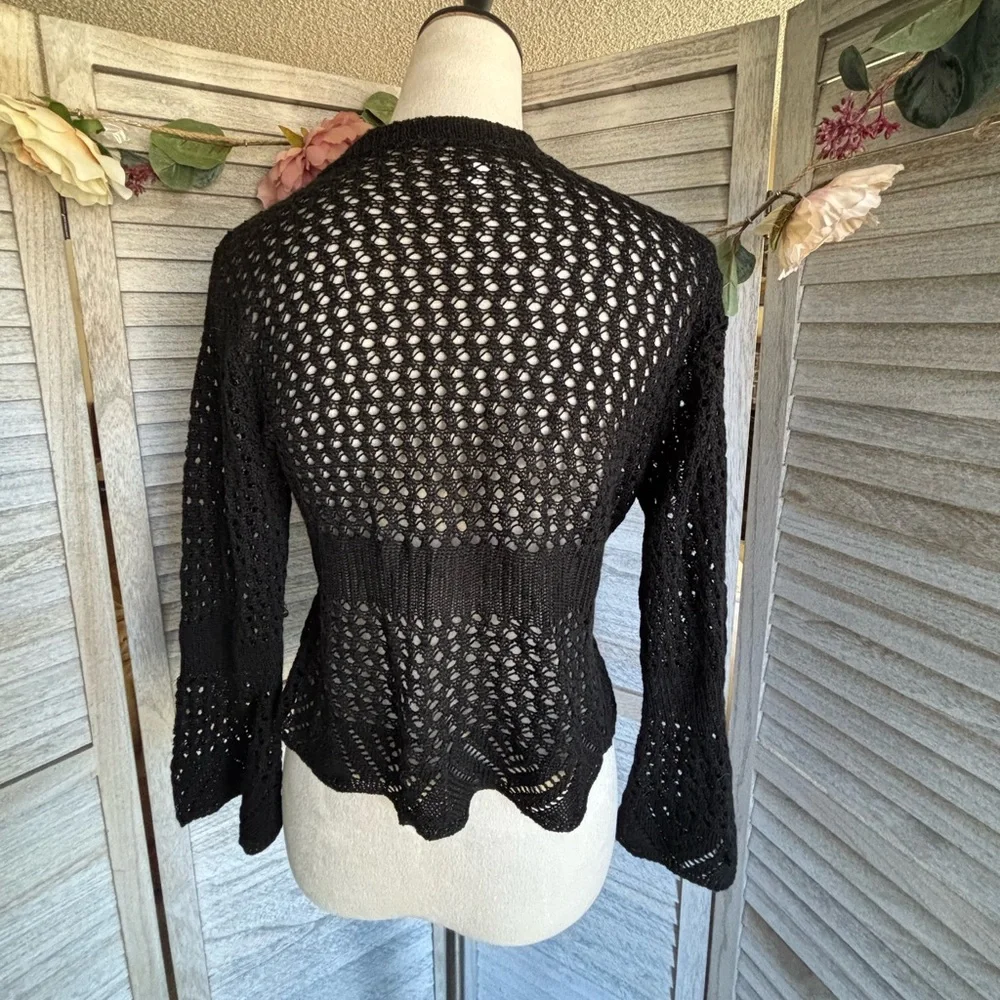 SWEET KIZZ Women’s SZ XL Black Crochet Knit Shrug/Sweater/Jacket w/Bell Sleeves - Picture 3 of 16